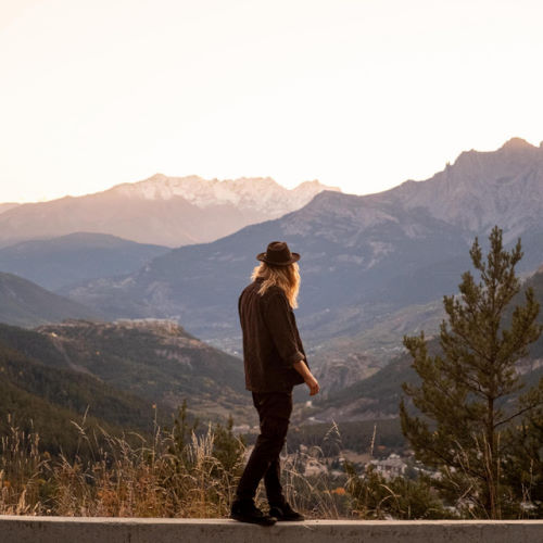 Alex Rv Phillips, Song Titled, Dancing In The Sky