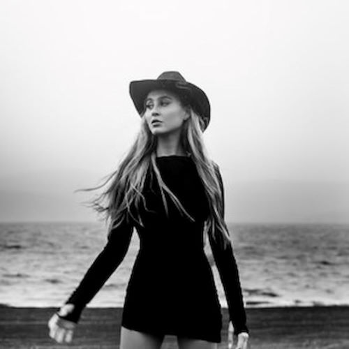 Anna Richter, song titled, Got Me Feeling Like