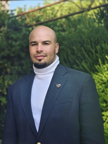 A Paratrooper’s Firsthand Encounters with Space Arks, Antigravity Craft, and the Awakening Below Earth