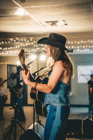 Joanna Bronson, photo by Matt Azzarello