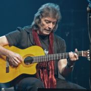 Genesis guitar legend Steve Hackett is the special guest on THE RAY SHASHO SHOW