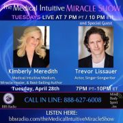 Trevor Lissauer is a Los Angeles-based singer-songwriter with roots in Dallas, Texas, where he grew up on a steadydiet of classic rock thanks to his drummer dad