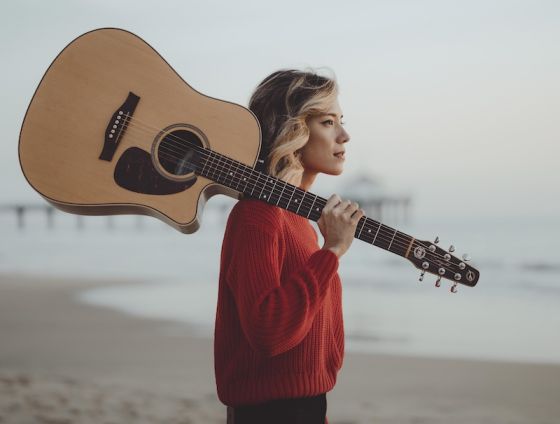 Featuring Performance Guest, Singer-Songwriter, Lisa Ritchie