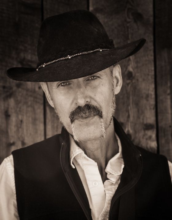 Featuring Performance Guest, Singer, Guitarist, Creator of Don Gato, Mason Lucas,