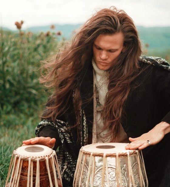 Featuring Performance Guest, Multi-Instrumentalist / Singer / Songwriter, St. Finnikin